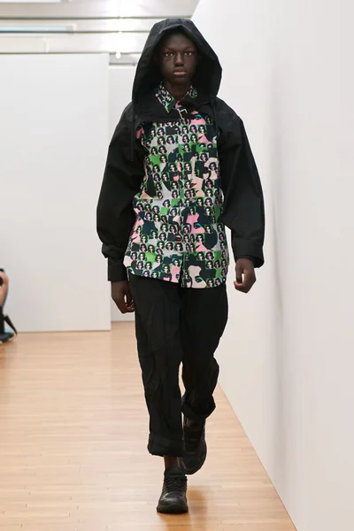 Look 9